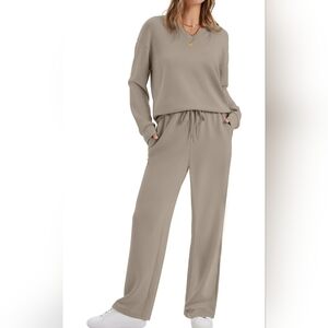 WIHOLL Womens 2026 V-neck 2 Piece Wide Leg Lounge Set. OPEN TO OFFERS